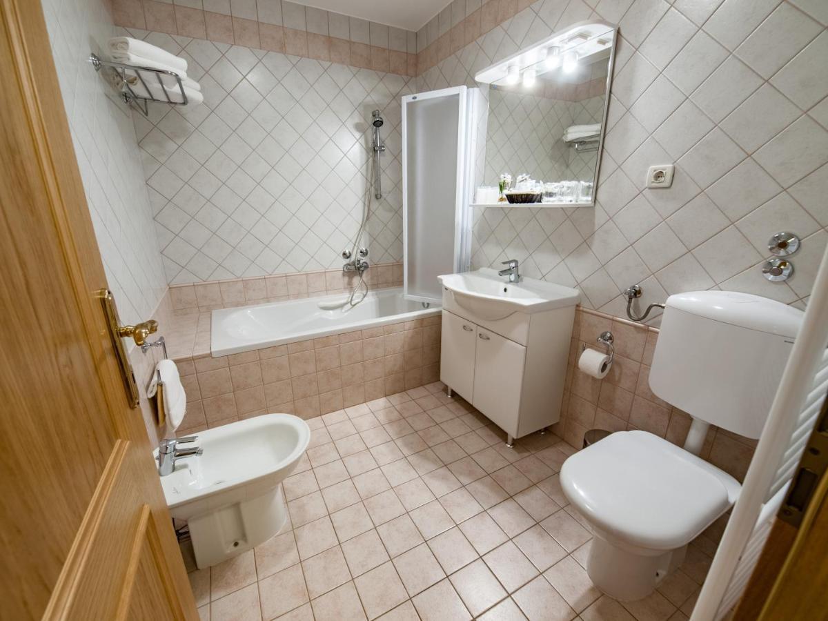 Villa Magnolija Đảo Đảo Cres Ngoại thất bức ảnh
